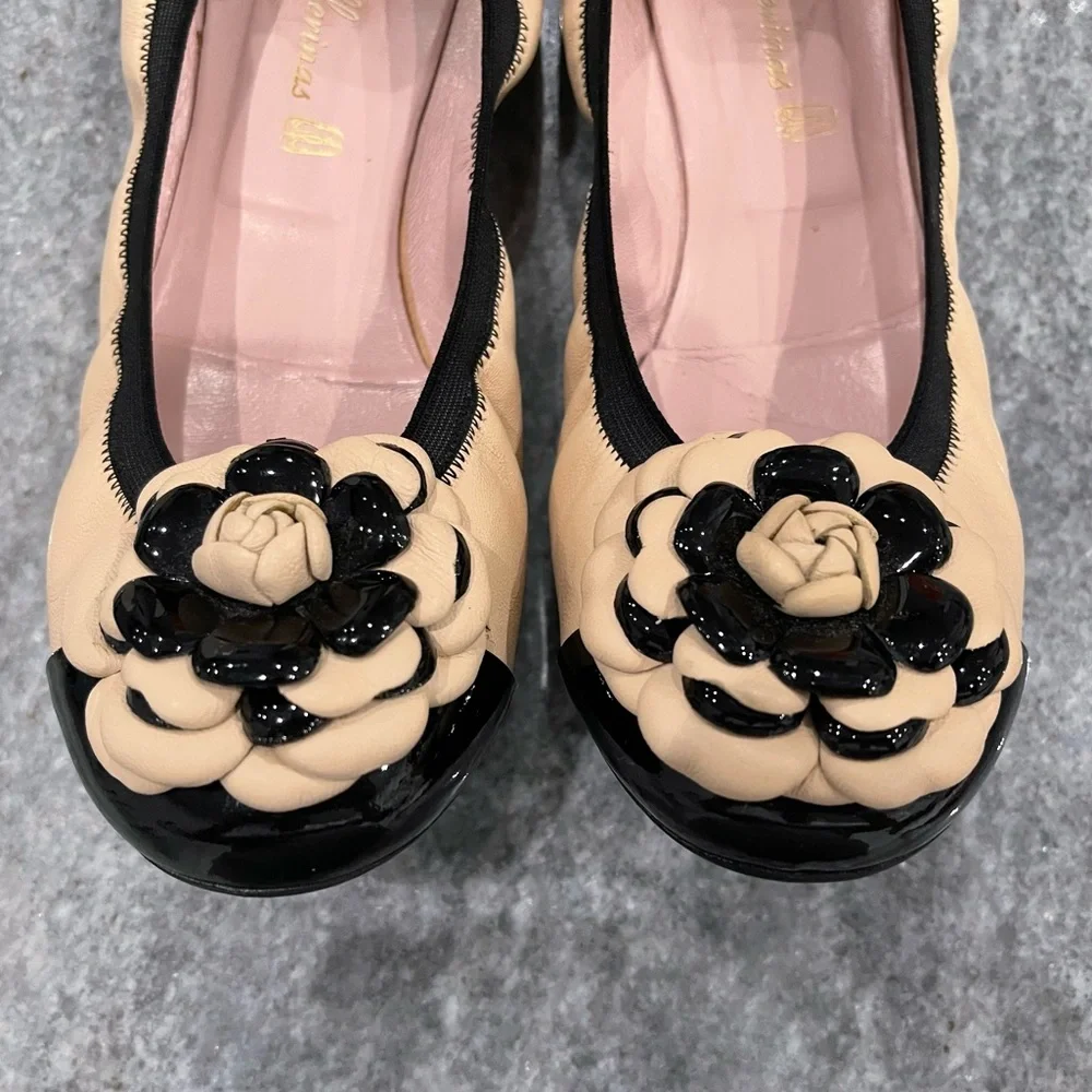Pretty Ballerinas Classic Ballet flats in Cream & Black, Size 39 (8 - 8.5 US) - Picture 2 of 14